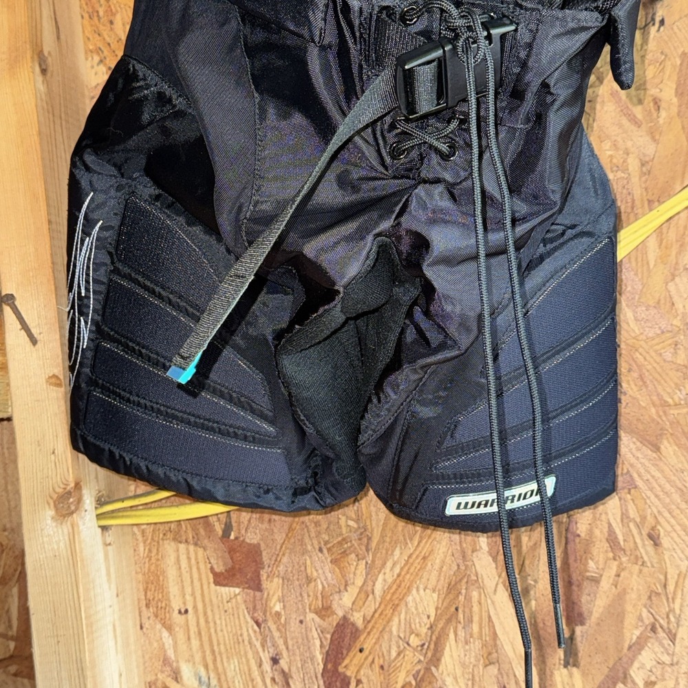 Warrior Ruckus Black Hockey Pant Youth Small Activewear Sportswear EUC - Picture 2 of 9